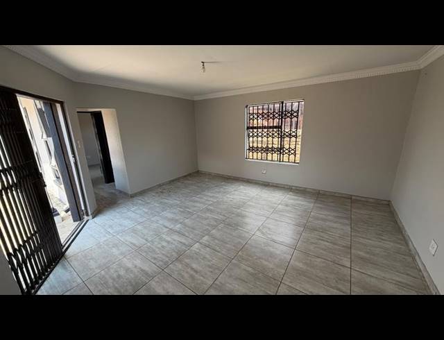 3 BEDROOM HOUSE FOR SALE IN SOSHANGUVE WW